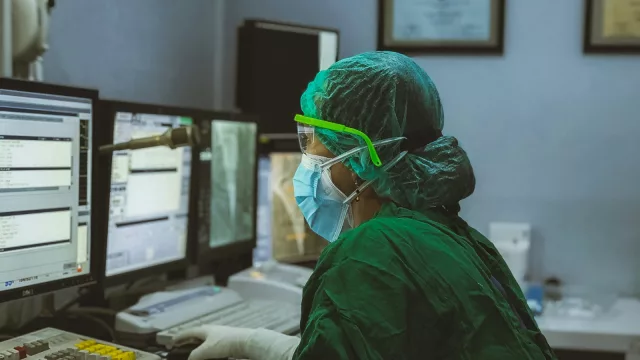 Sanitas evita la emisión de 8.500 toneladas de CO2 gracias a la digitalización de servicios médicos