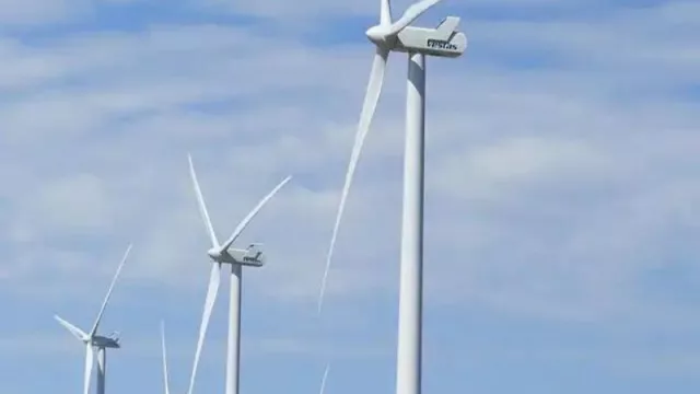 ¡Vuelve ampliar su parque eólico! Puerto Madryn recibirá una inversión de 400 millones de dólares en energías renovables (así lo anunció la empresa Aluar)