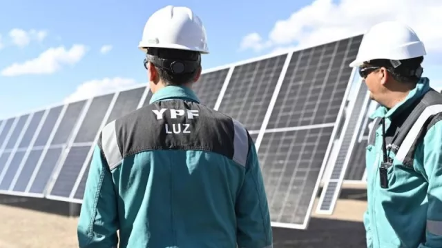 YPF impulsa su liderazgo en energía renovable con el Parque Solar El Quemado en Mendoza