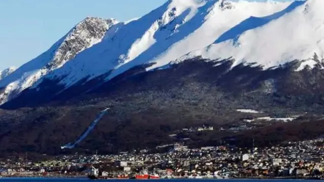 Ushuaia y Misiones se sumarían al cobro de la tasa turística