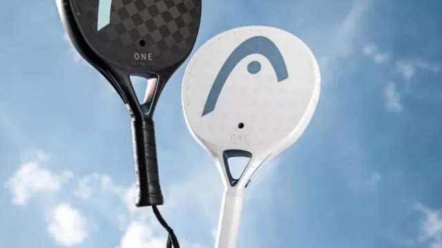 Una ultraliviana y con un agujero solo: así es la nueva pala de Head que revoluciona el pádel (¿blanca o negra?)