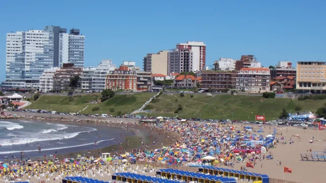 Cuánto cuesta irse una quincena a Mar del Plata