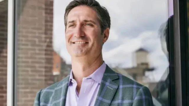 El Regreso de los Titanes: ¿por qué Disney, Nike, Starbucks y gran parte de las tops Brands optan por sus Antiguos CEO o eligen los +50 para puestos claves?