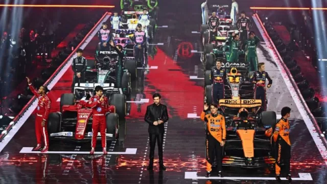 F1: Londres se transforma en una pasarela de alta velocidad (el asombroso y disruptivo mega evento- experiencia phydigital)