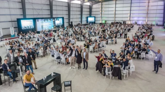 Conectando Vaca Muerta 2025 rompe récords de inscripciones (y se consolida como el evento clave del sector energético)