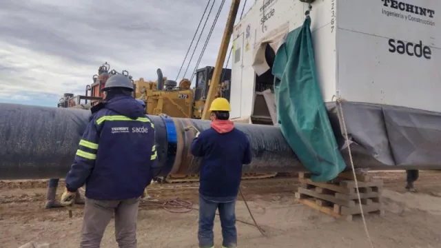 El DPA supervisa la construcción del Vaca Muerta Oleoducto Sur en Río Negro