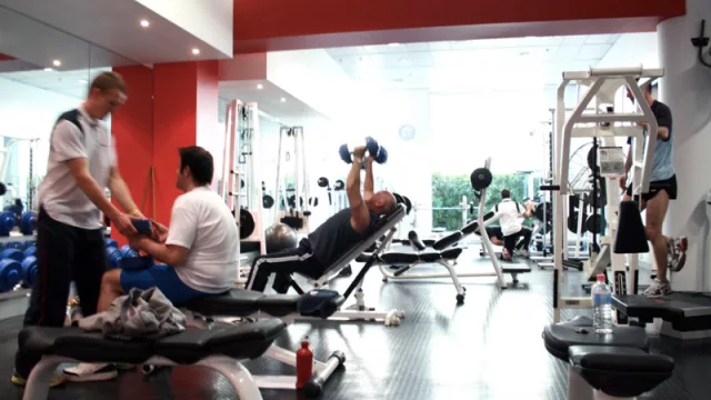 ¿Montar tu propio gimnasio o tomar una franquicia?: pros y contras de cada modelo para invertir en el rubro fitness