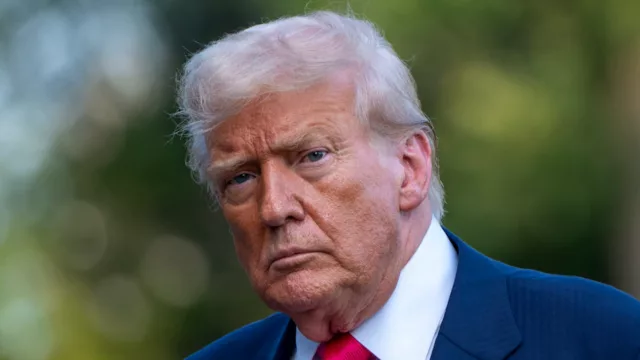 La política de aranceles de Trump en medio de récords bursátiles y tensiones con la Fed (Segunda Parte)