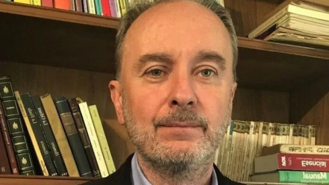 La encrucijada energética del siglo XXI: de la transición a la reconfiguración y la gobernanza tecnológica