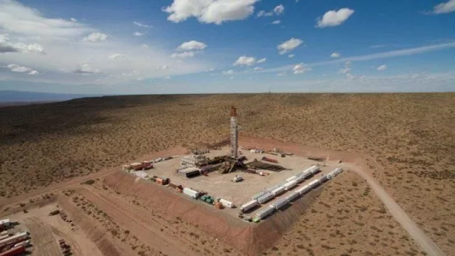 Pluspetrol marca un nuevo récord en Vaca Muerta (con un pozo de casi 6.000 metros en La Calera)
