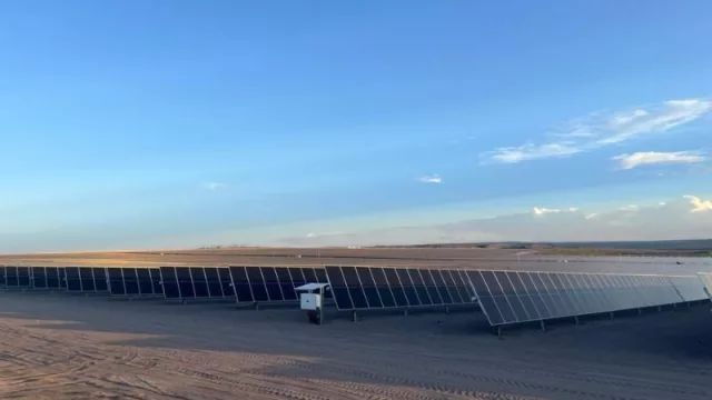 Mendoza acelera la transición energética con la entrada anticipada en operación del Parque Solar San Rafael