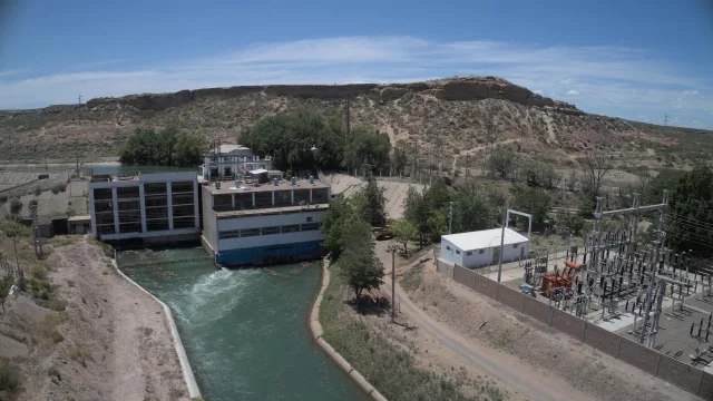 Río Negro asegura un ingreso histórico por el uso del agua en las hidroeléctricas del Comahue